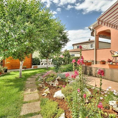 Apartments Begovic Umag Buitenkant foto
