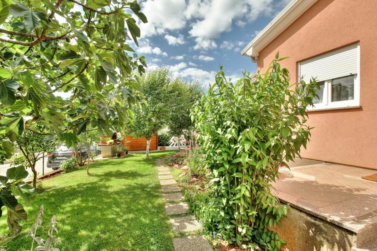 Apartments Begovic Umag Buitenkant foto