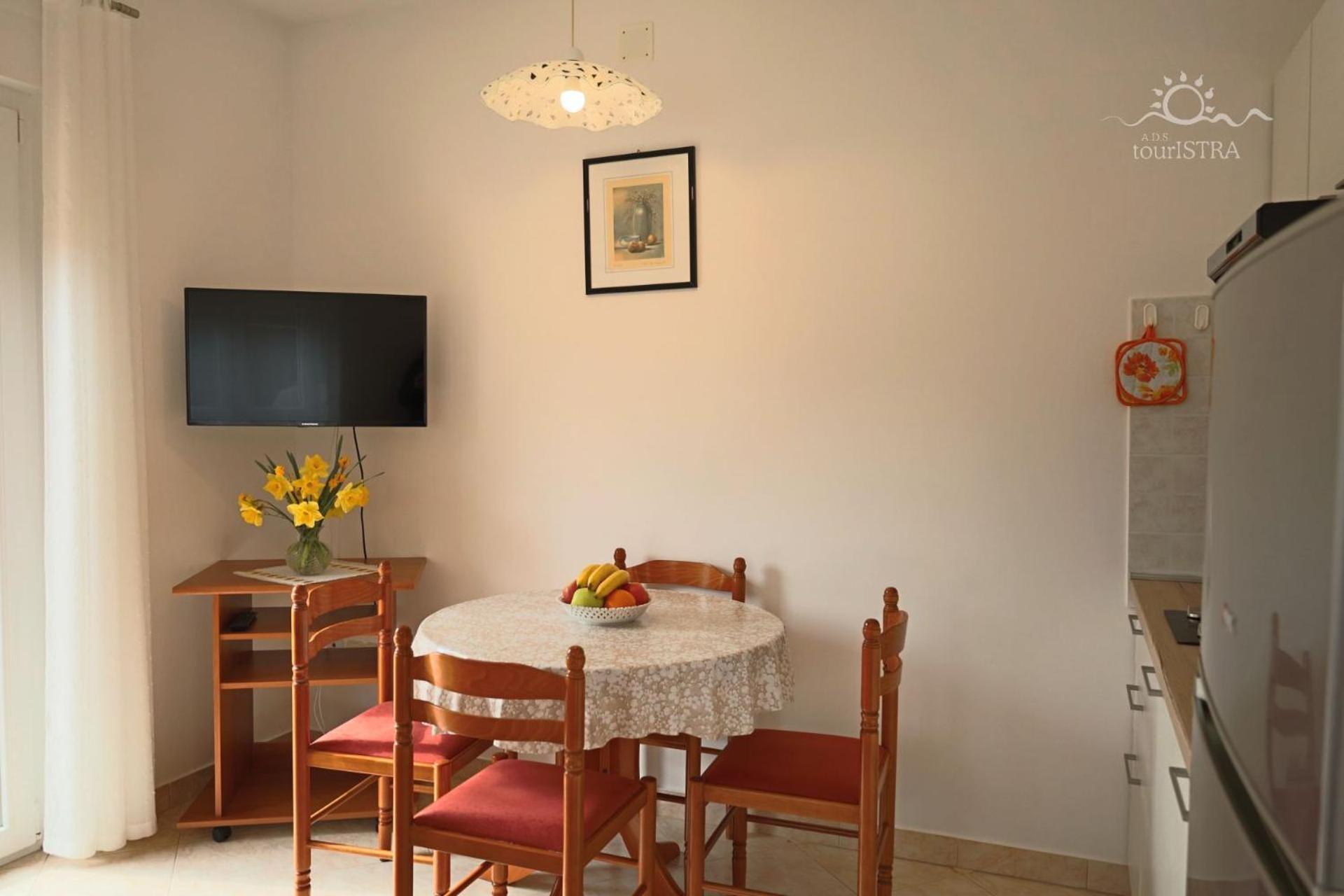 Apartments Begovic Umag Buitenkant foto